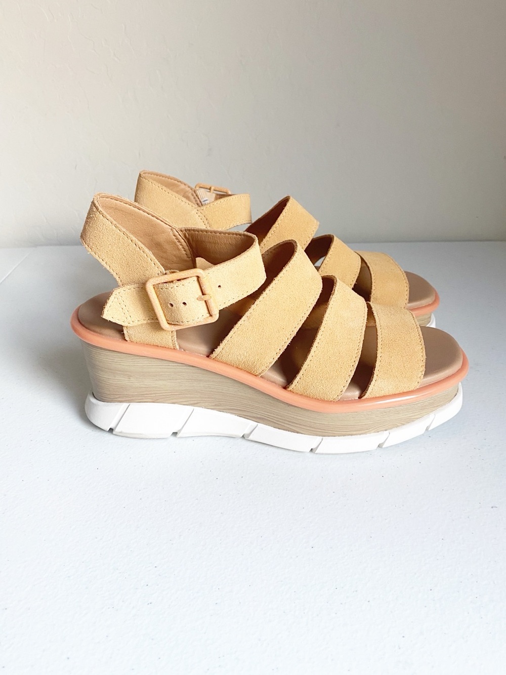 Sorel Joanie lll Ankle Strap Wedge Sandal Size 7.5 - Picture 2 of 10